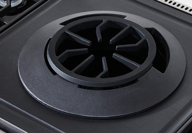 Wolf 48" Sealed Burner Rangetop - 4 Burners and Wok Burner - Stainless Steel (SRT484W)