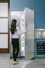 THERMADOR  23.5-Inch Built-in Panel Ready Fresh Food Column - Panel Ready (T23IR900SP)