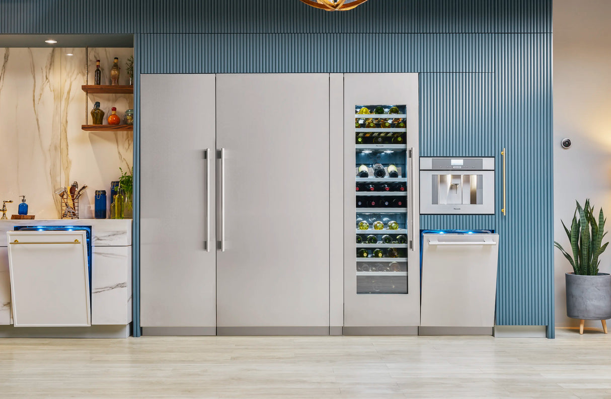 THERMADOR  Freedom® Built-in Freezer Column 30'' Panel Ready - Panel Ready (T30IF905SP)
