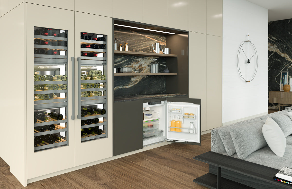 LIEBHERR  Fridge suitable for undercounter installation with EasyFresh, Right Hinged - Panel Ready (UR3650)