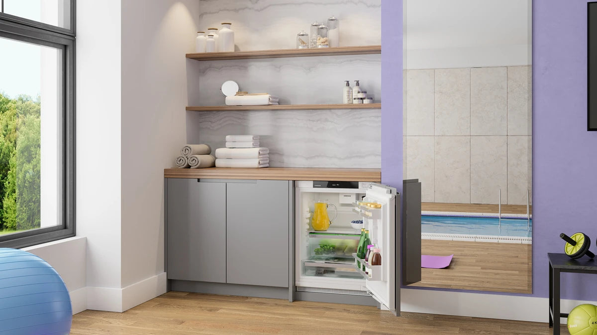 LIEBHERR  Fridge suitable for undercounter installation with EasyFresh - Other (UR3750)
