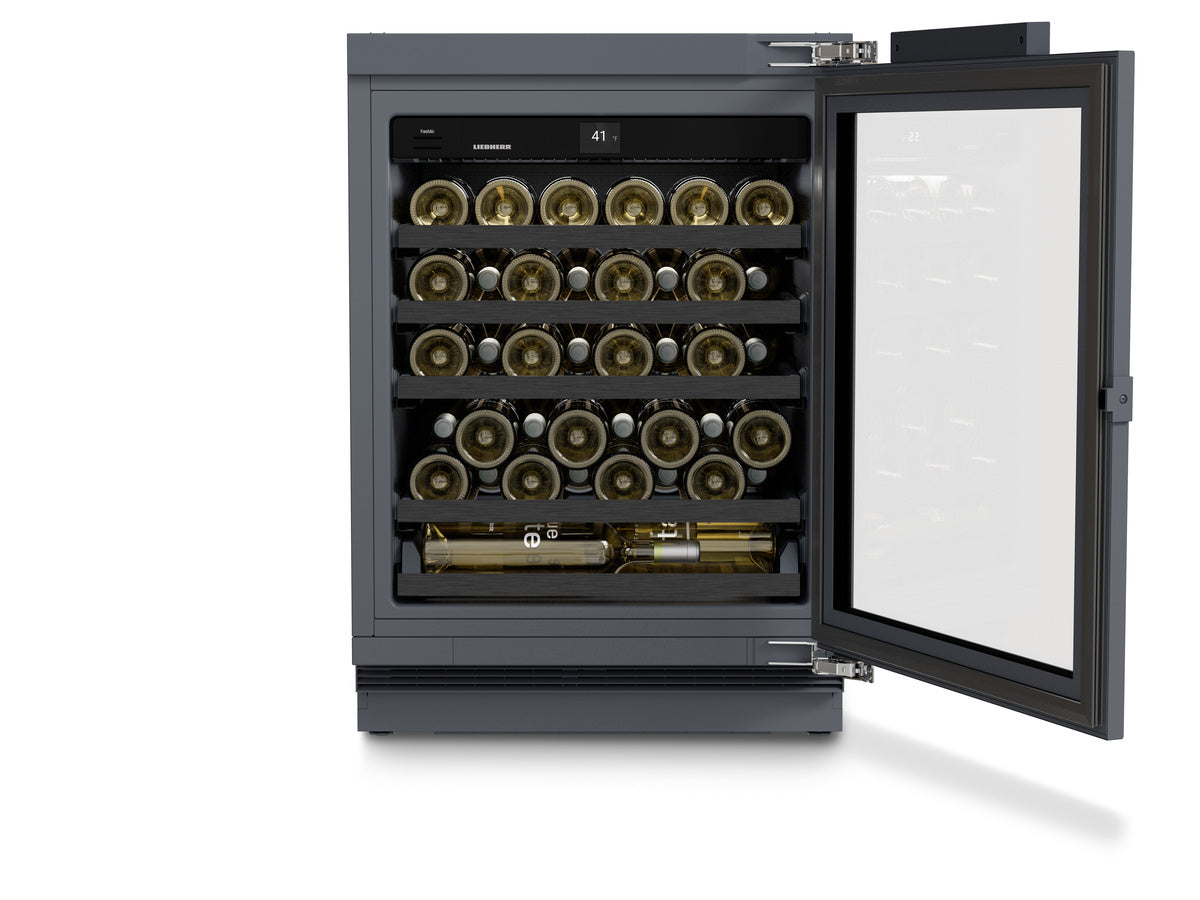 LIEBHERR Wine fridge suitable for undercounter installation for wine tempering - Panel Ready (UW3710)