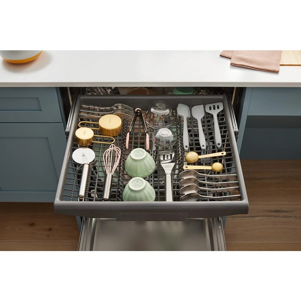 WHIRLPOOL  44 dBA ADA Compliant Dishwasher Flush with Cabinets with 3rd Rack - Fingerprint Resistant Stainless Steel (WDT550SAPZ)