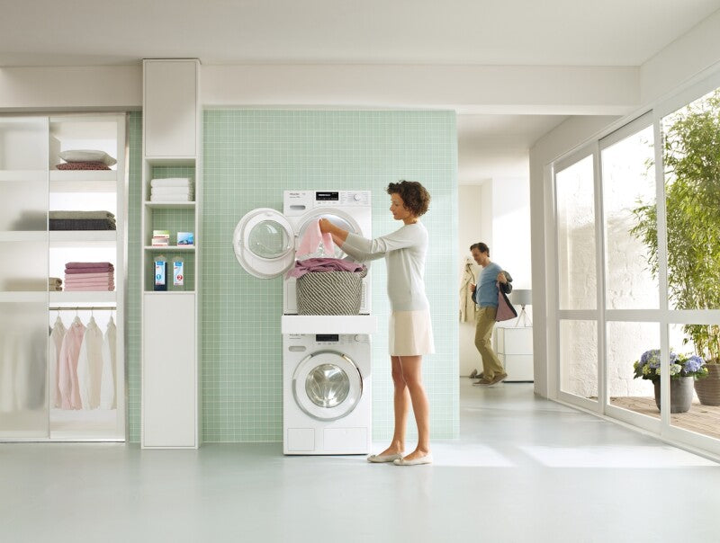 Miele Washer?dryer stacking kit with integrated drawer for a particularly convenient washer-dryer stack. - White (WTV512)