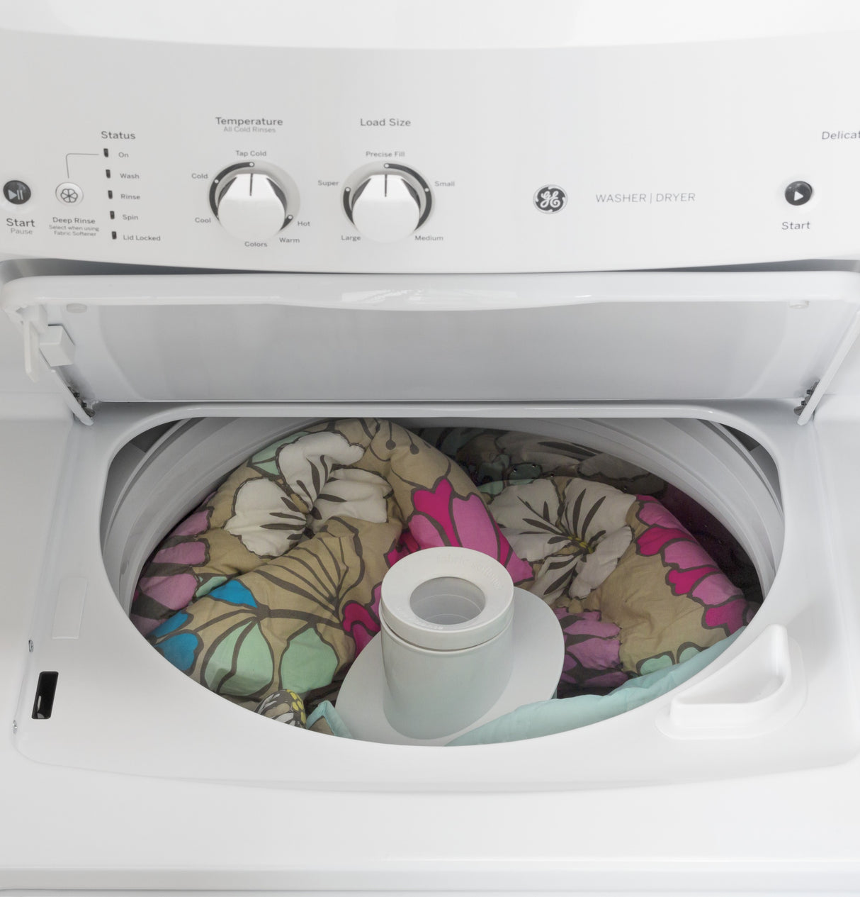 GE APPLIANCES GE Unitized Spacemaker(R) 3.8 cu. ft. Capacity Washer with Stainless Steel Basket and 5.9 cu. ft. Capacity Gas Dryer -  (GUD27GSSMWW)