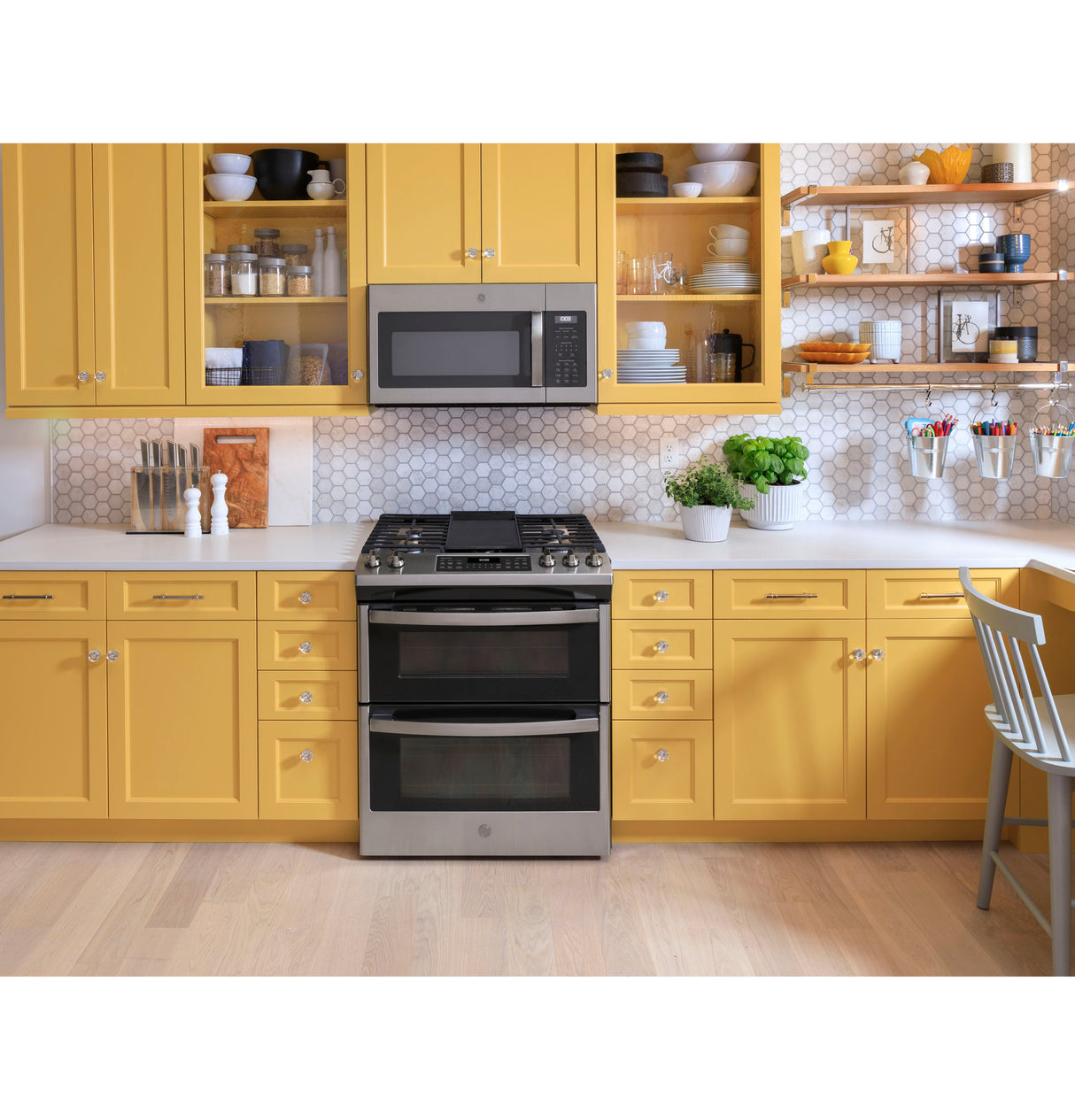 GE APPLIANCES GE 30" Slide-In Front Control Gas Double Oven Range -  (JGSS86SPSS)