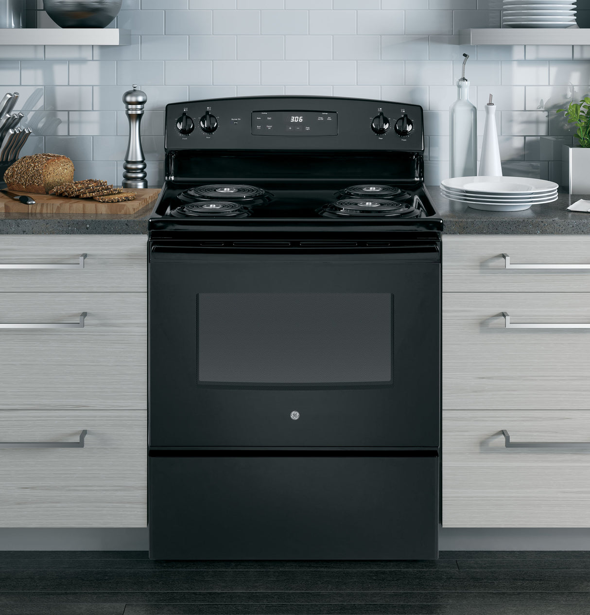 GE APPLIANCES GE(R) ENERGY STAR(R) 30" Free-Standing Electric Range -  (JBS360DMBB)