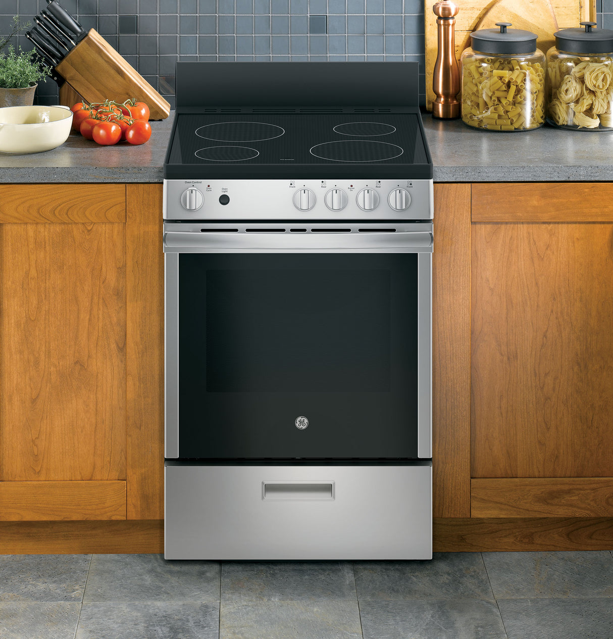 GE APPLIANCES GE(R) 24" Free-Standing/Slide-in Front Control Range with Steam Clean and Large Window -  (JAS640RMSS)