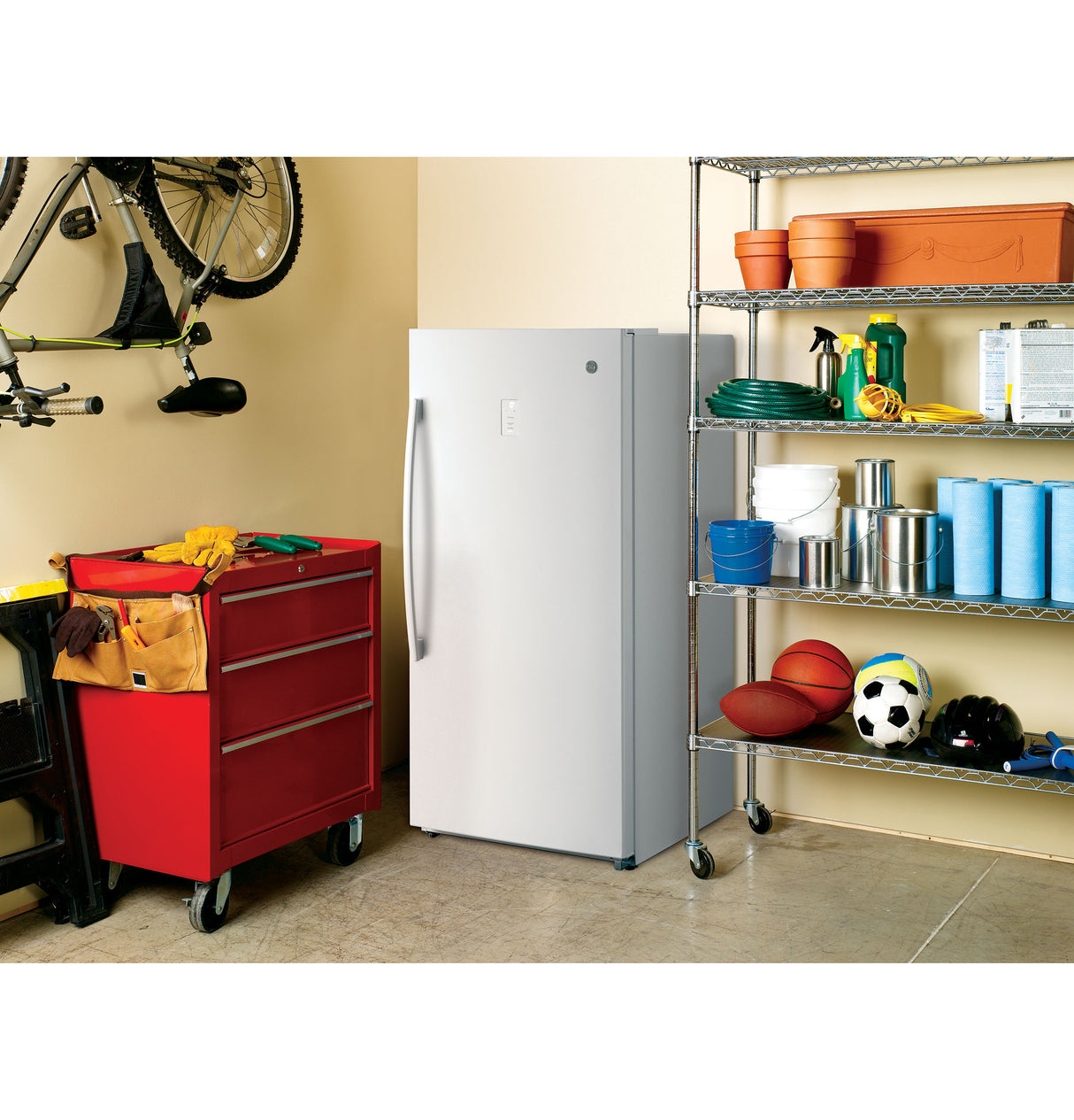 GE APPLIANCES GE(R) 17.3 Cu. Ft. Frost-Free Garage Ready Upright Freezer -  (FUF17SMRWW)