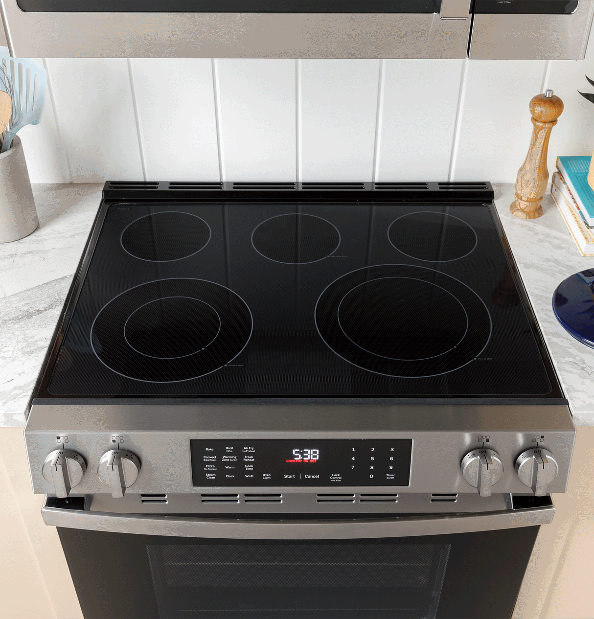 GE APPLIANCES GE(R) 30" Free-Standing Electric Convection Range with No Preheat Air Fry and EasyWash(TM) Oven Tray -  (GRF600AVSS)